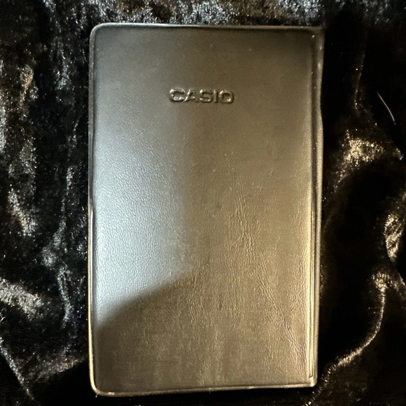 Casio SL-300SV Basic Calculator - Picture 5 of 8